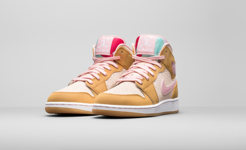 Air Jordan 1 Mid GS Lola Bunny